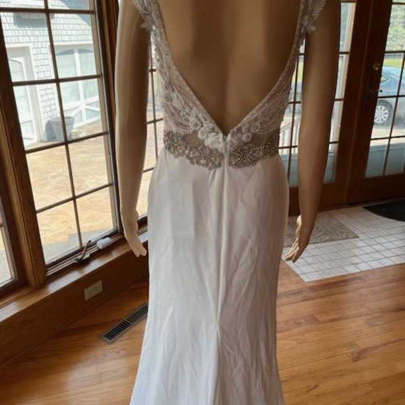 JJs House Dresses 249 Bridal Gownsjjs House Ivory Satin Lace Cap